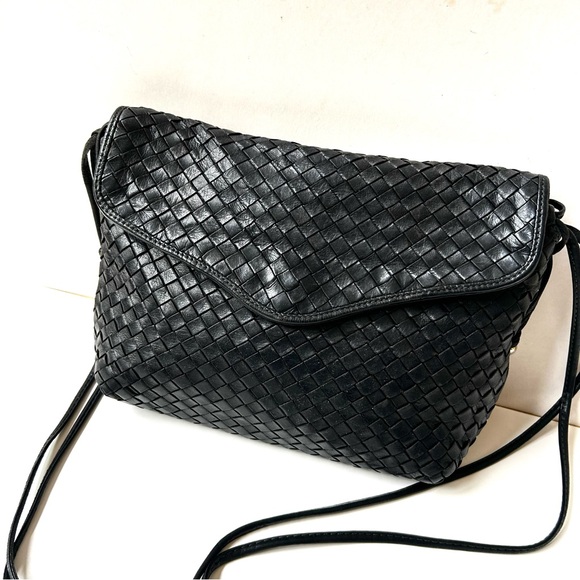 Cosci Black Italian Leather Intrecciato Crossbody Bag. Excellent Condition.. - Picture 2 of 9